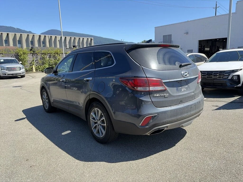 Used 2019 Iron Frost Hyundai AWD Essential Dilawri Certified   Local BC   Great image 10