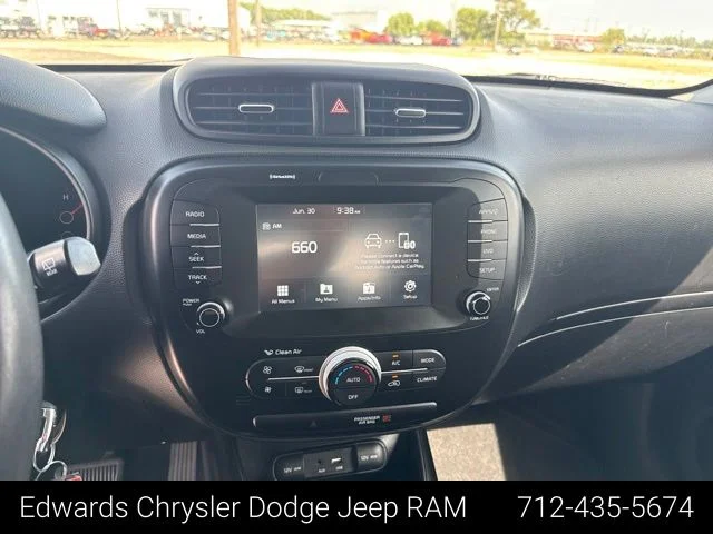 Used 2019 White Kia Plus image 23