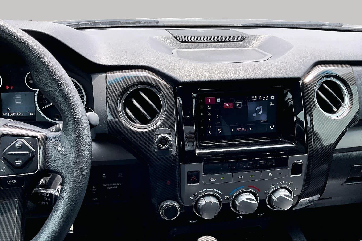 Used 2016 Black Toyota SR5 image 7