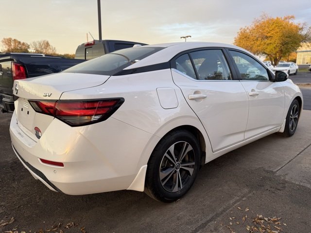 2021 Nissan Sentra SV photo 4
