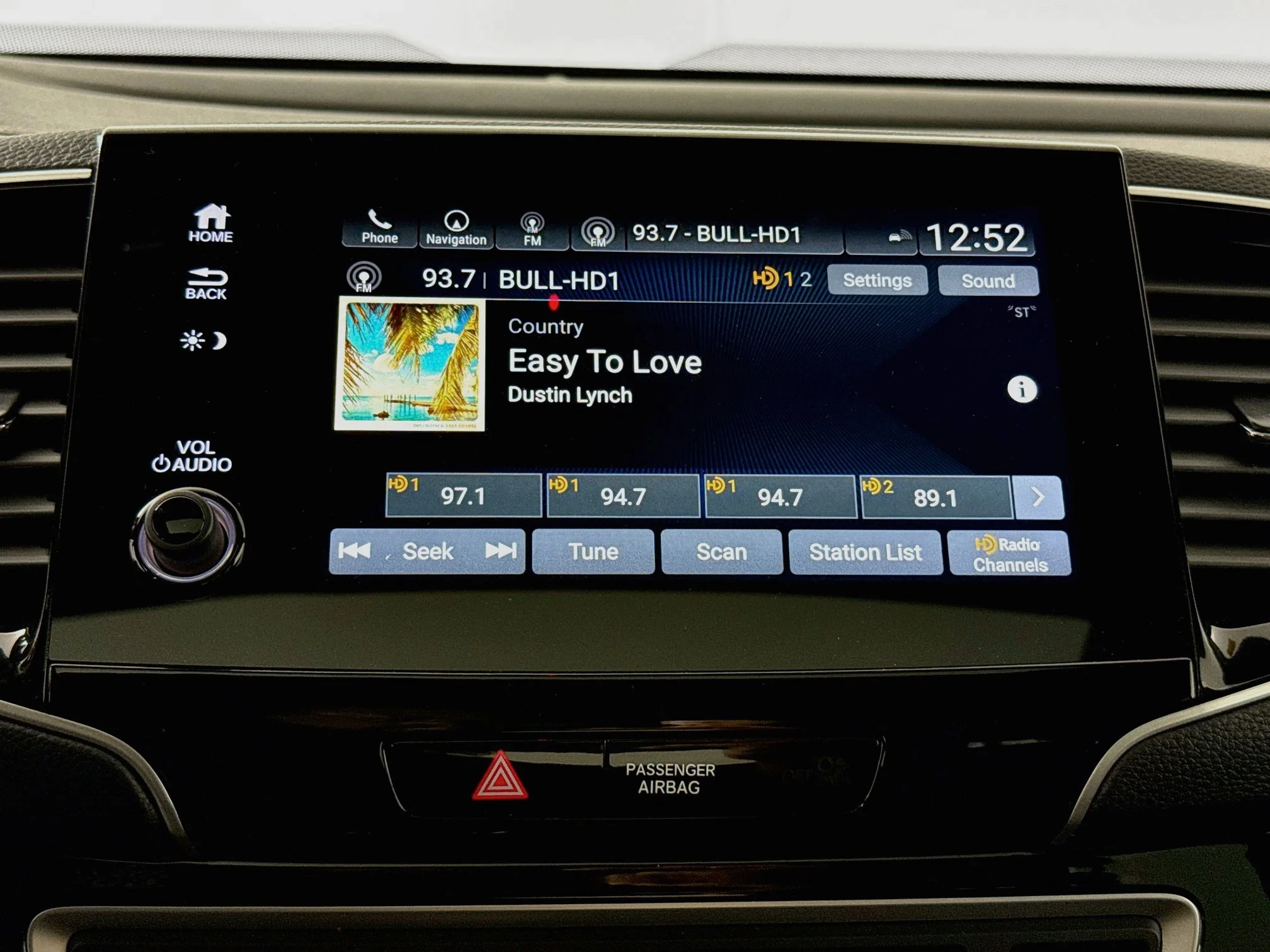 Used 2025  Honda Black Edition image 15