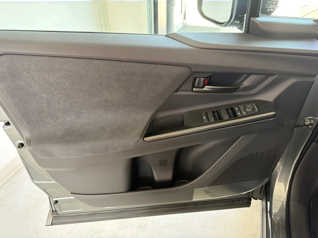 New 2026 Overcast Toyota  SE image 13