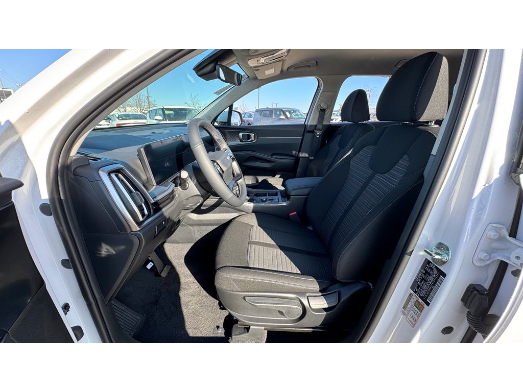 New 2026 Glacial White Pearl Kia LX image 9