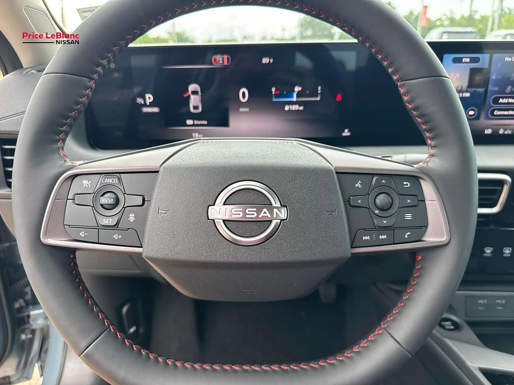 New 2026 Atlantic Gray Metallic/Super Black Nissan SR image 15