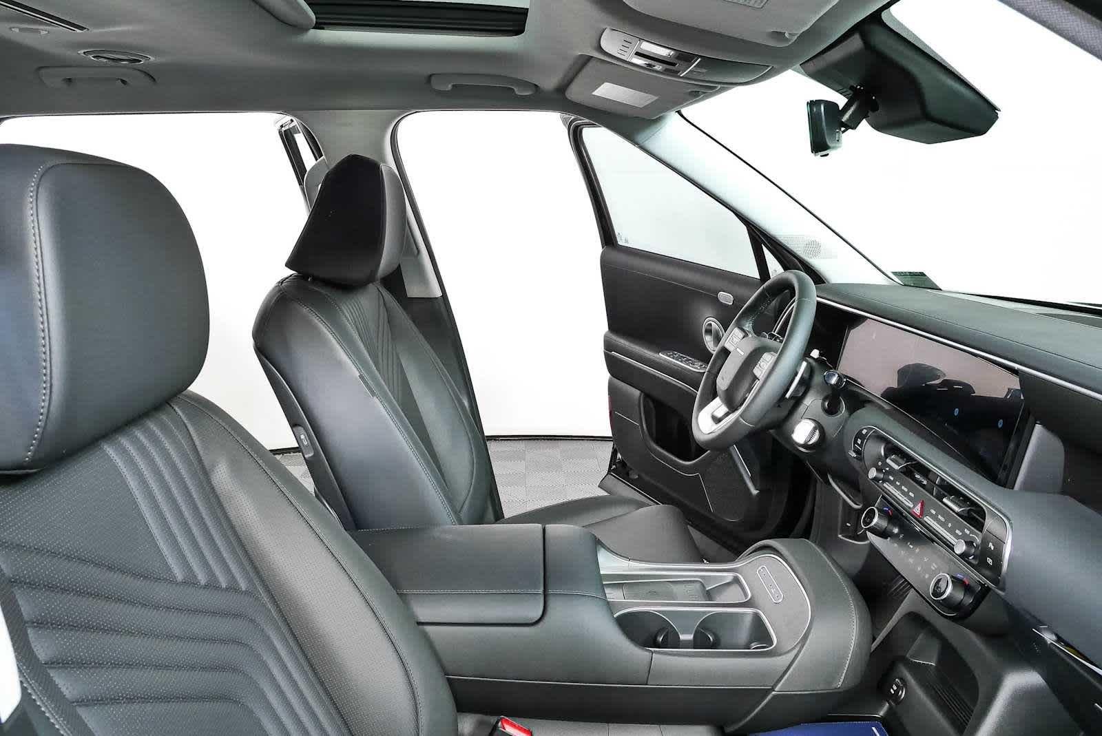 New 2026 Abyss Black Pearl Hyundai SEL Premium FWD image 33