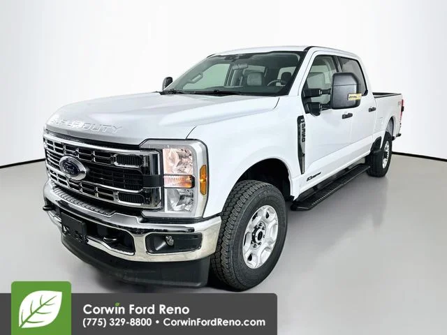 New 2026 Oxford White Ford XLT image 3