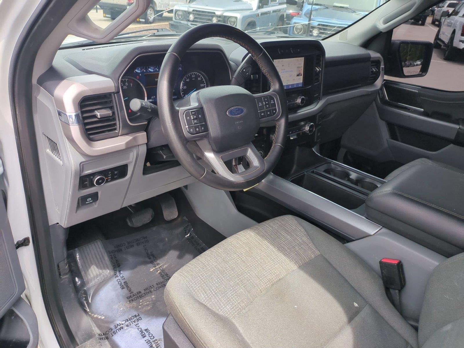 Used 2023 Oxford White Ford XL image 20