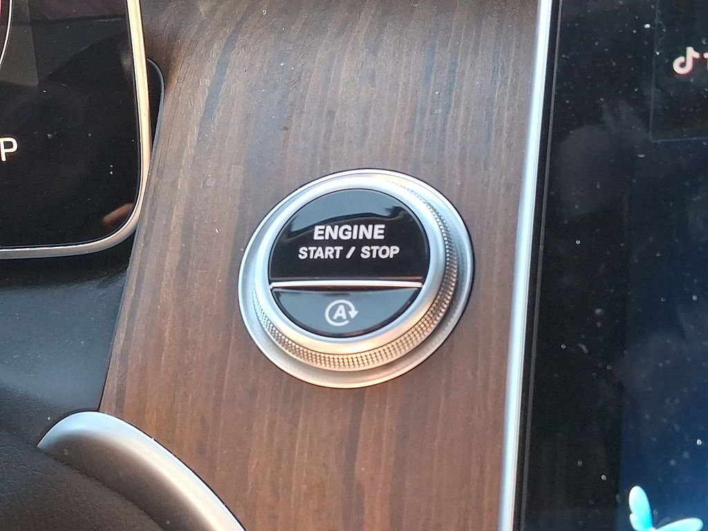 2025 Mercedes-Benz GLC Base - Photo 22