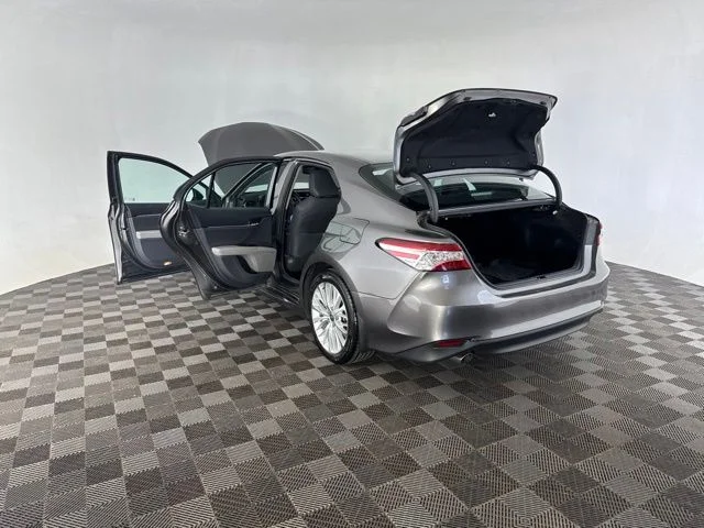 Used 2020 Gray Toyota XLE image 18
