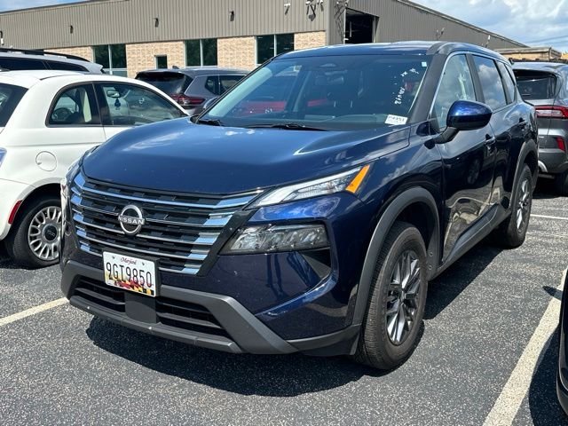 Used 2026 Deep Ocean Blue Nissan SV image 3