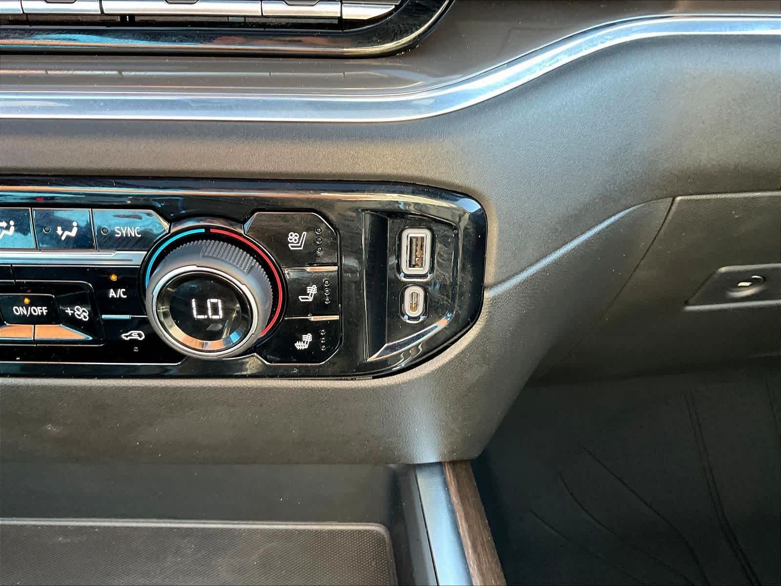 2022 Chevrolet Silverado 1500 High Country - Photo 19