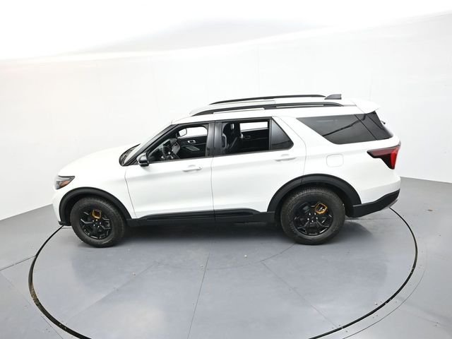 New 2026 Star White Metallic Tri-Coat Ford Tremor® image 38