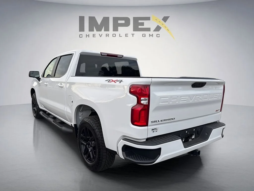Used 2026 Summit White Chevrolet RST image 3