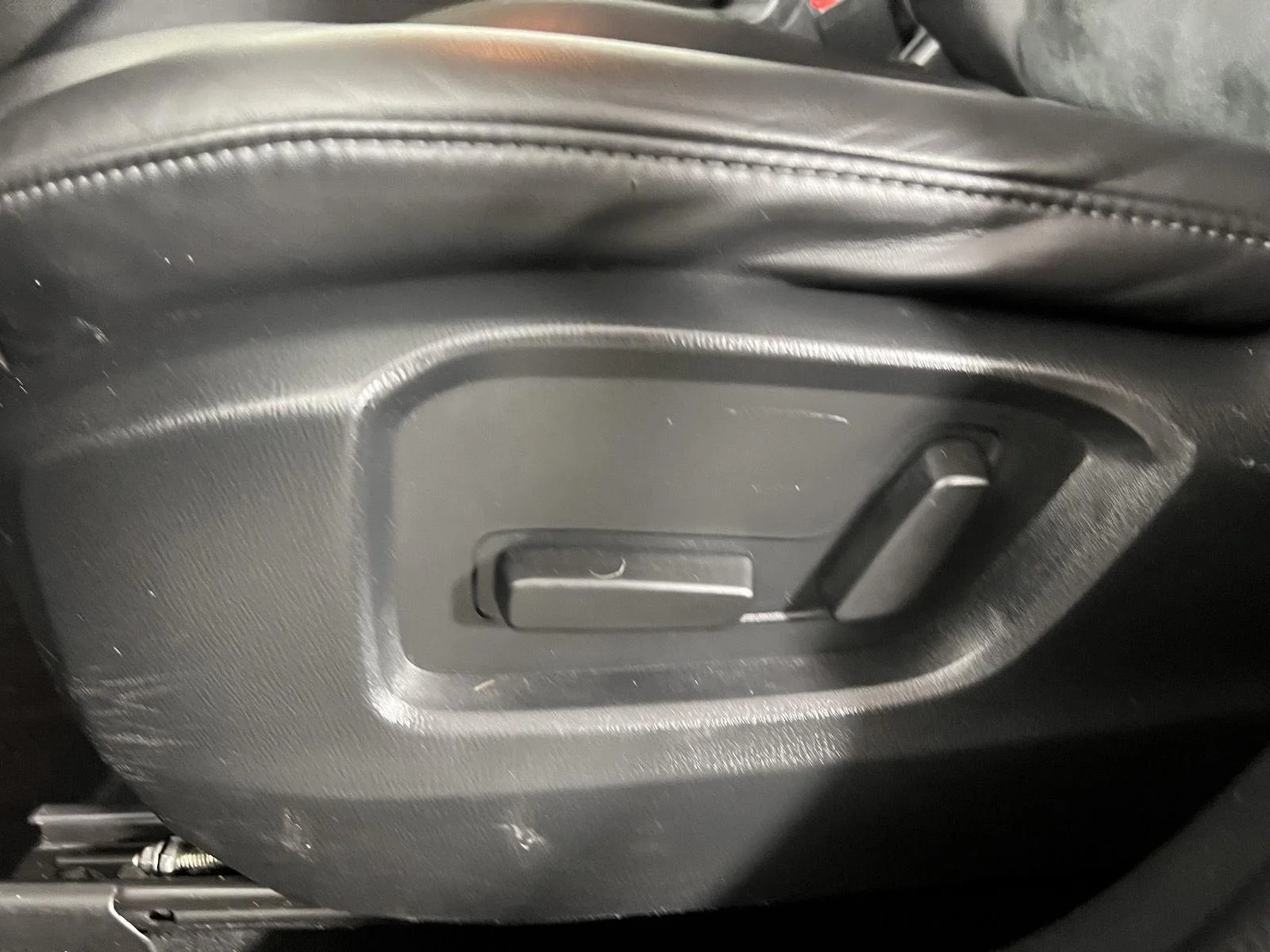 Used 2019  Mazda Touring image 17