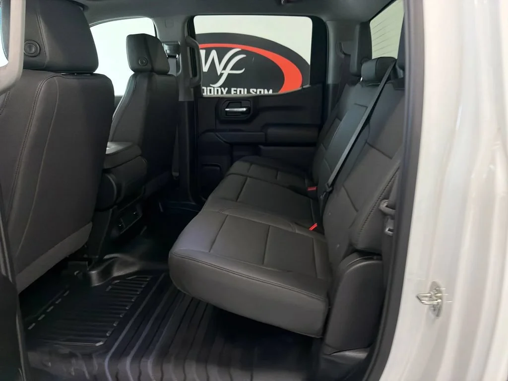 New 2026 Summit White GMC Pro image 13