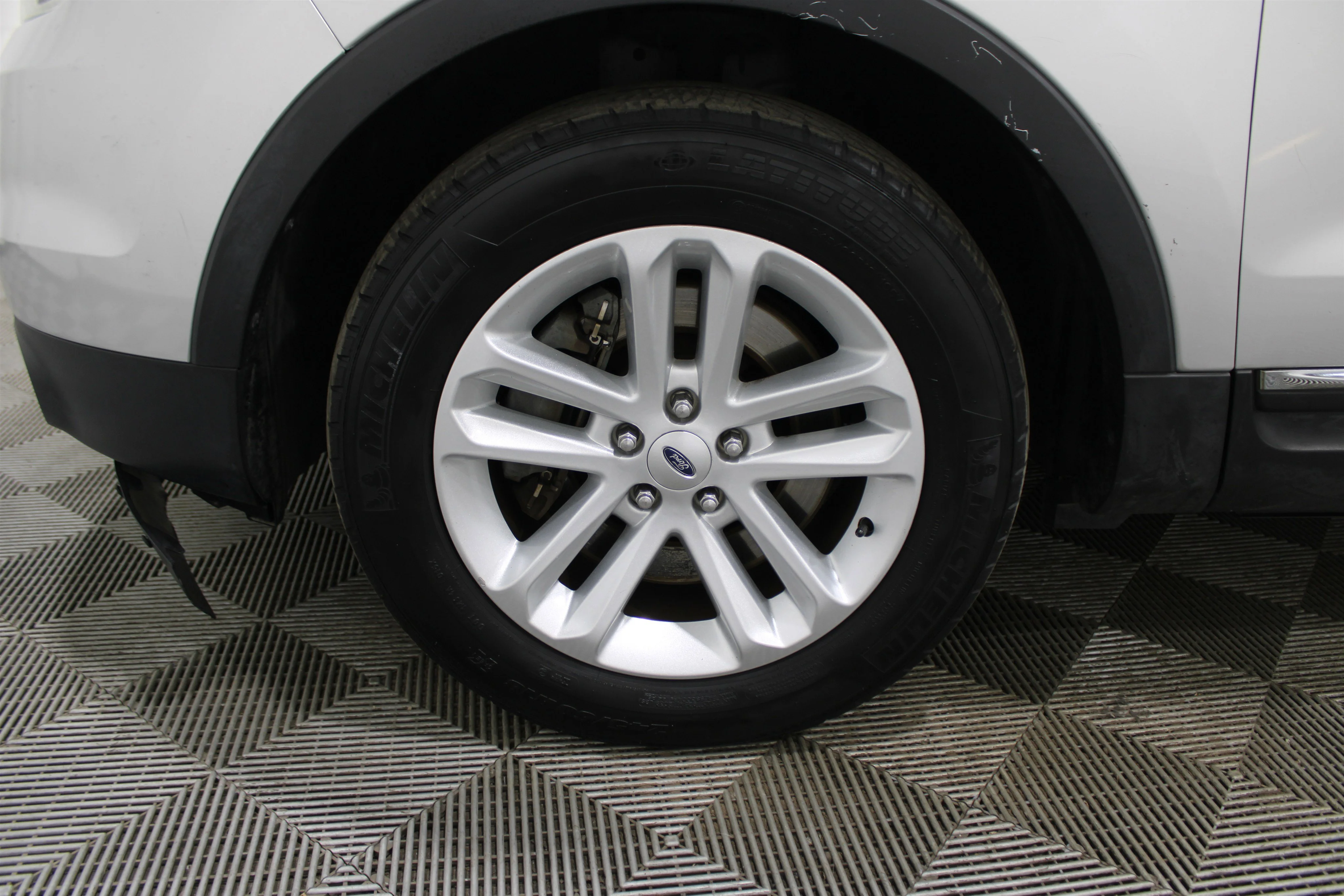 2013 Ford Explorer XLT - Photo 36