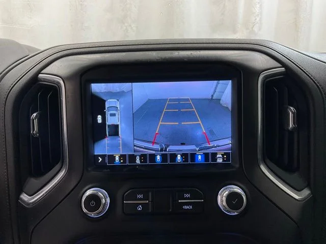 Used 2021 Red GMC AT4 image 19
