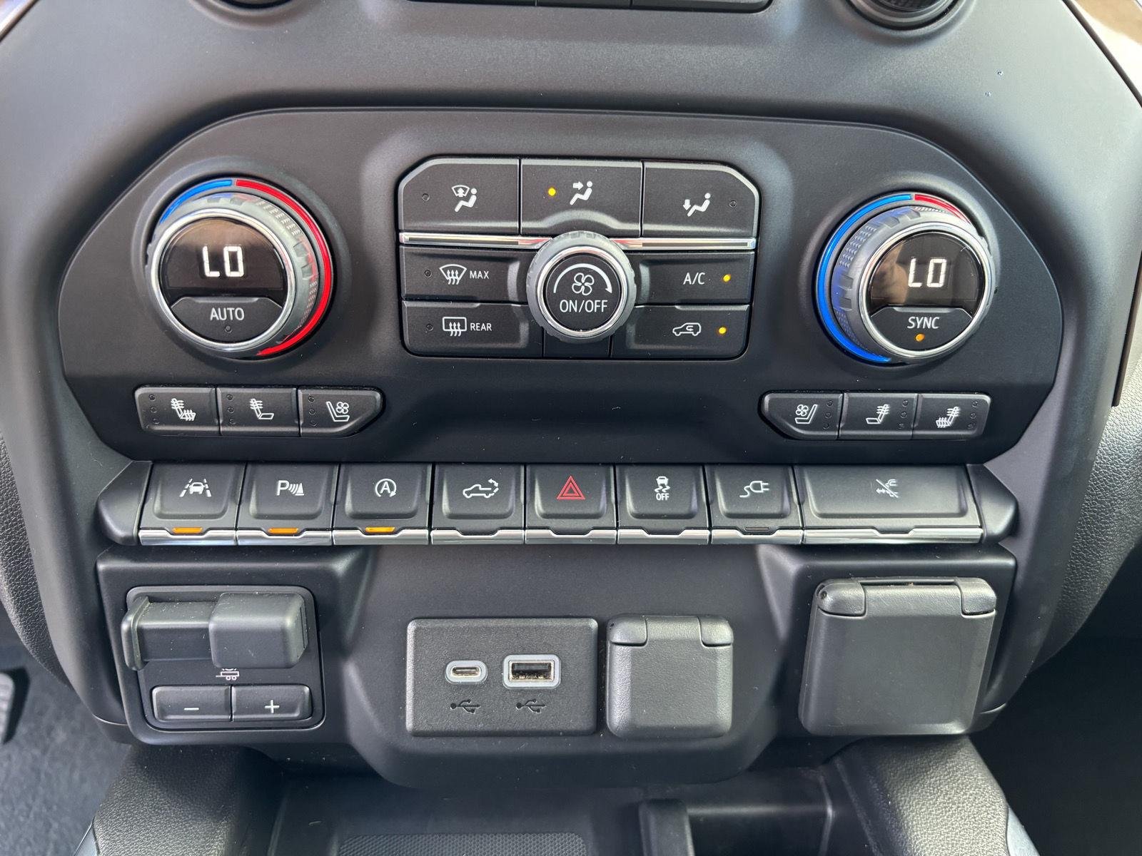 Used 2019 Cajun Red Tintcoat Chevrolet High Country image 25