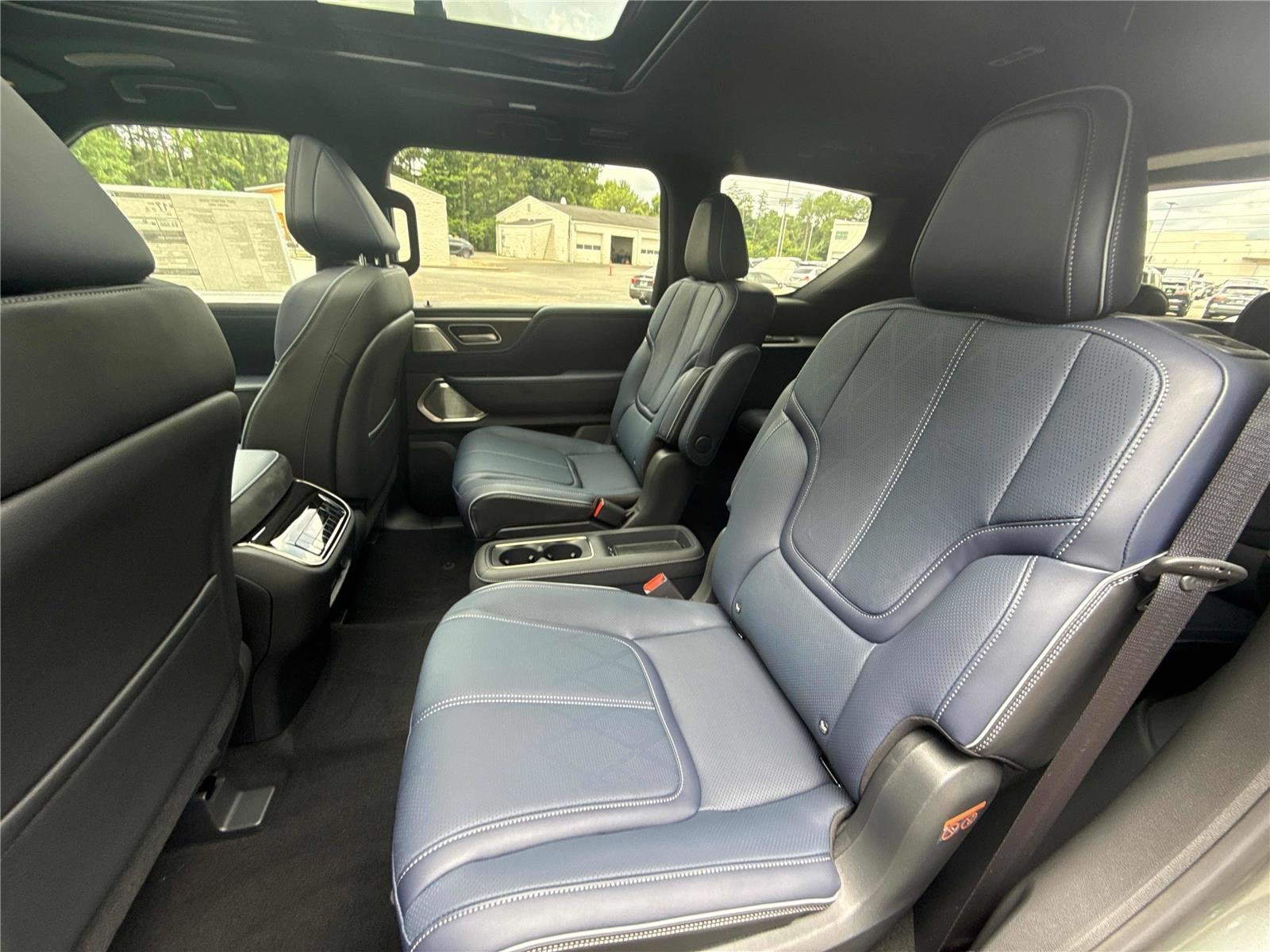 New 2027 DYNAMIC METAL INFINITI Sport 4WD image 12
