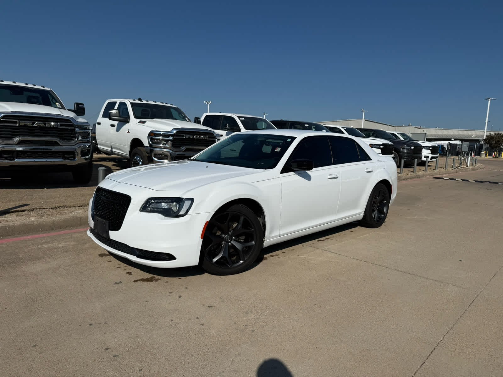 Used 2021 Bright White Clearcoat Chrysler Touring image 2