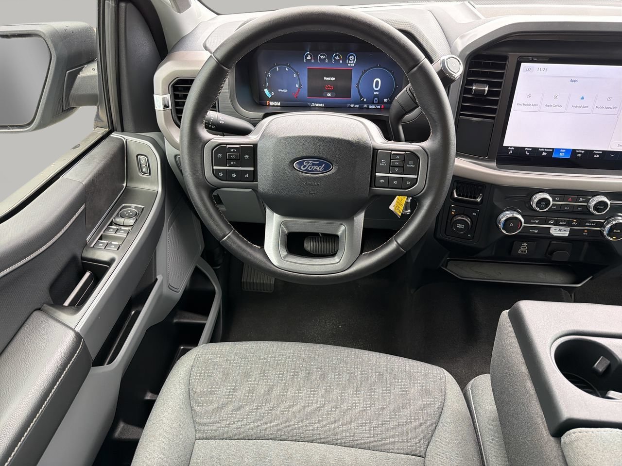 Used 2025 Silver Metallic Ford XLT image 13