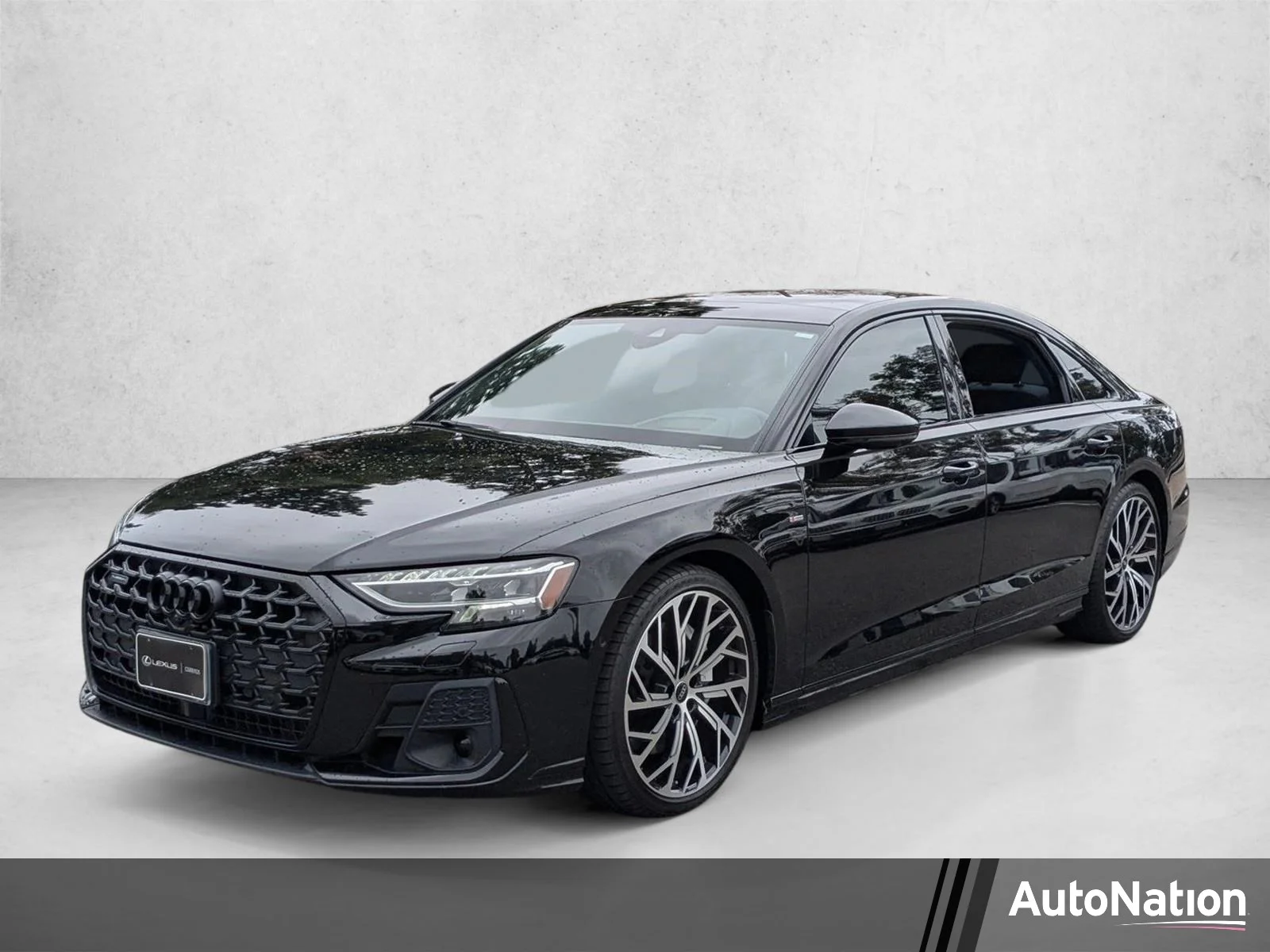 2023 Audi A8 55 TFSI L quattro Tiptronic's photo