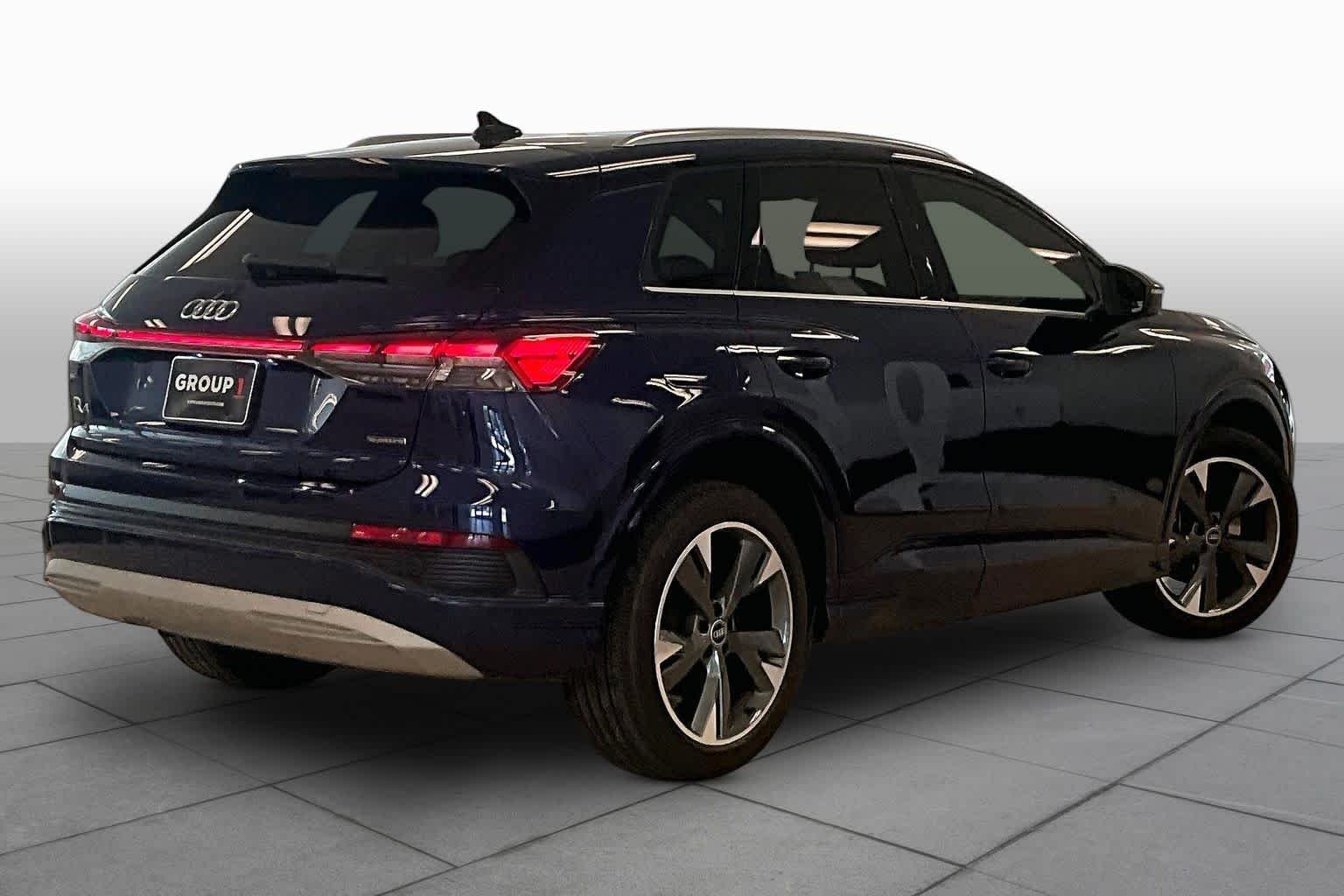 Used 2022 Navarra Blue Metallic Audi Prestige image 12