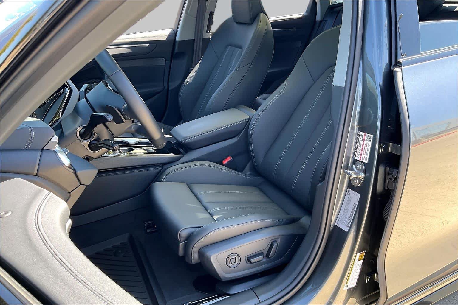Used 2026 Daytona Gray Pearl Effect Audi Premium Plus image 8