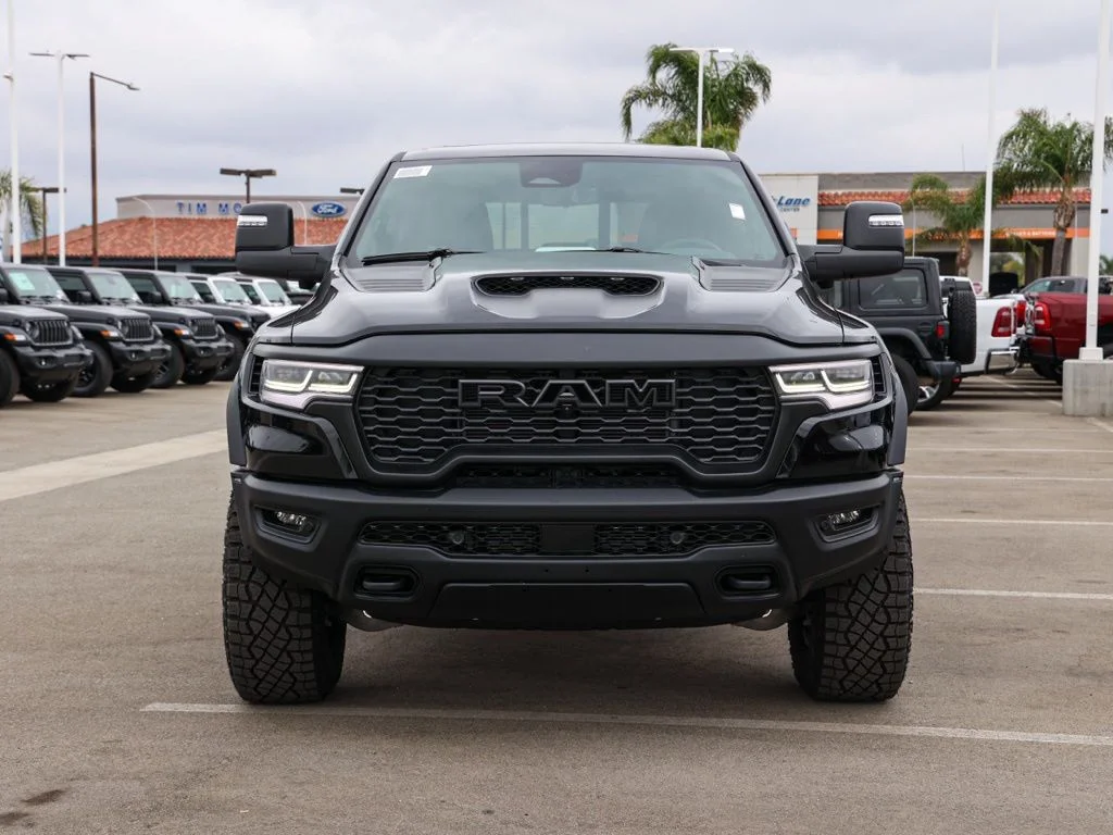New 2026 Diamond Black Crystal Pearl-Coat Exterior Paint RAM RHO image 8