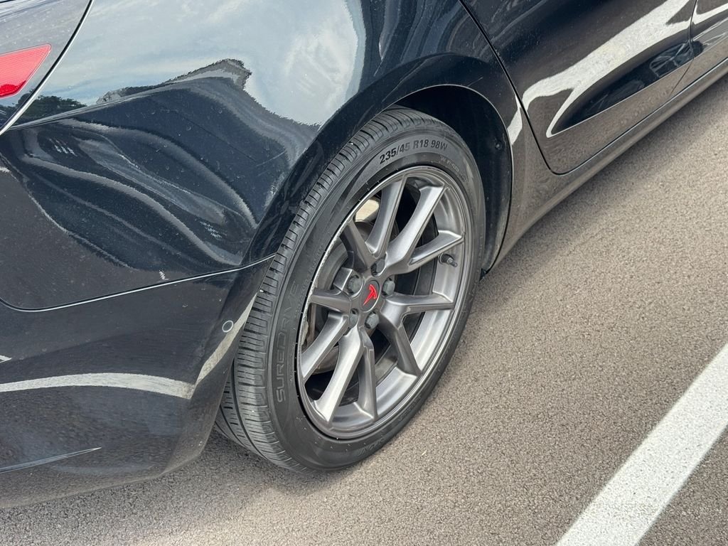 Used 2021 Black Tesla Long Range image 19