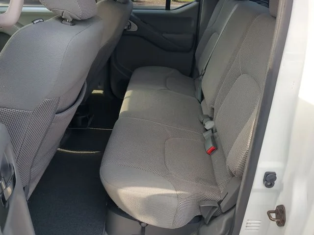 Used 2016 White Nissan SV image 26