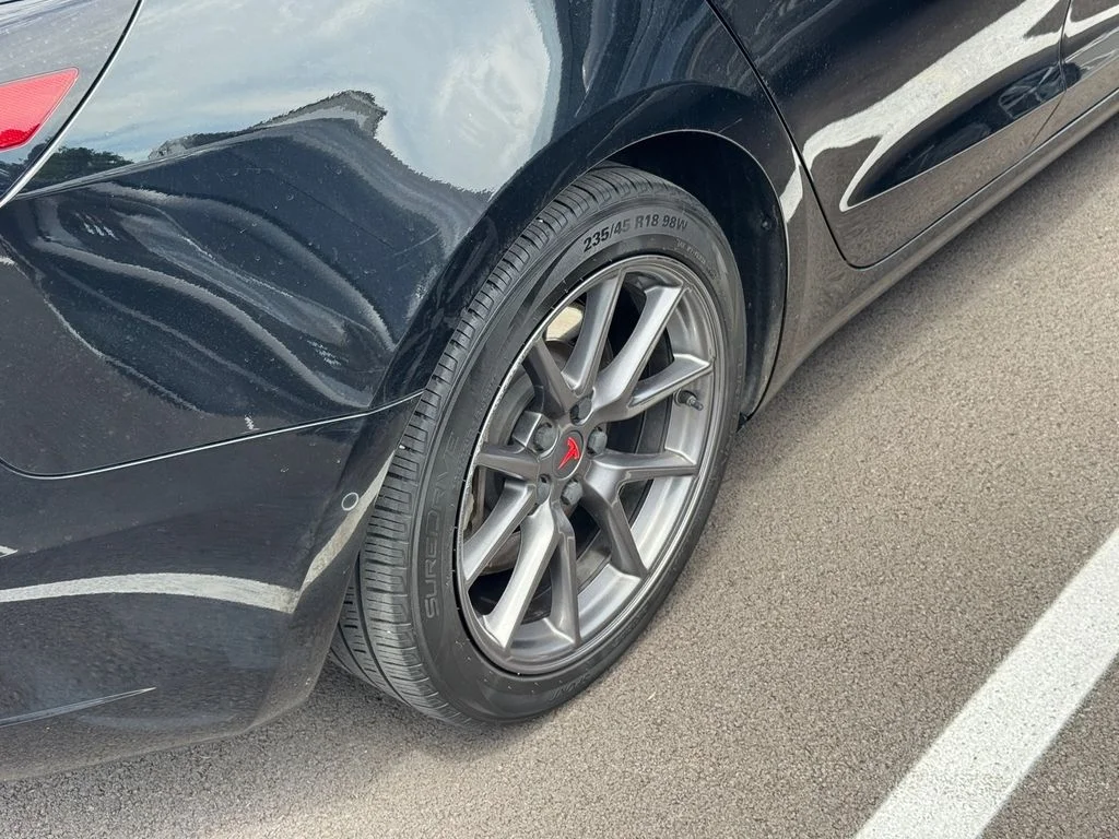Used 2021 Black Tesla Long Range image 19