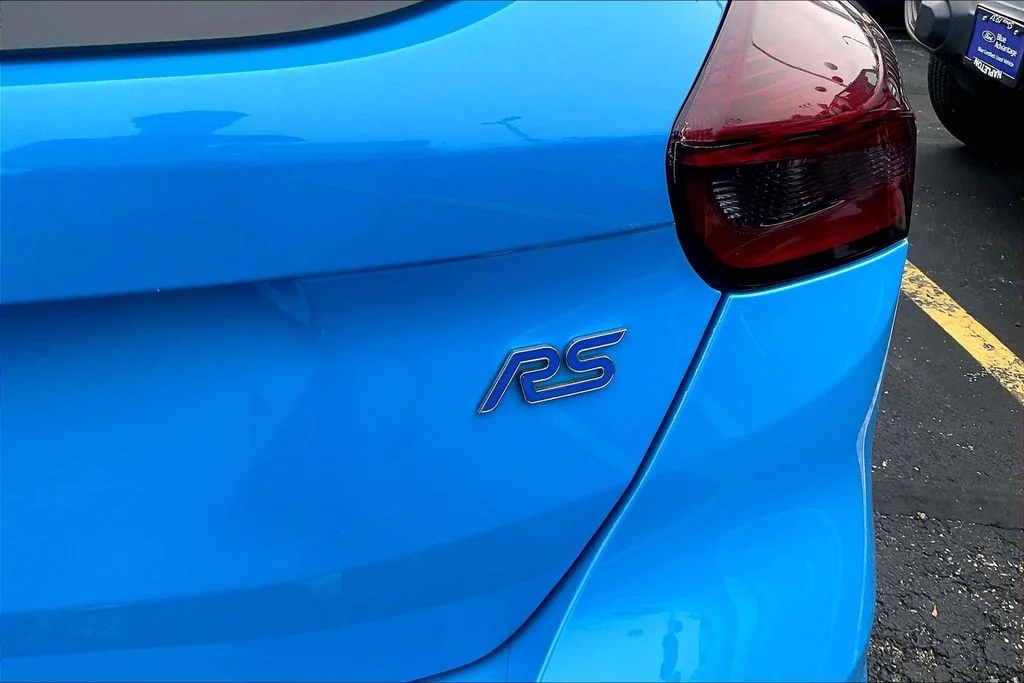 Used 2017 Blue Ford RS image 7