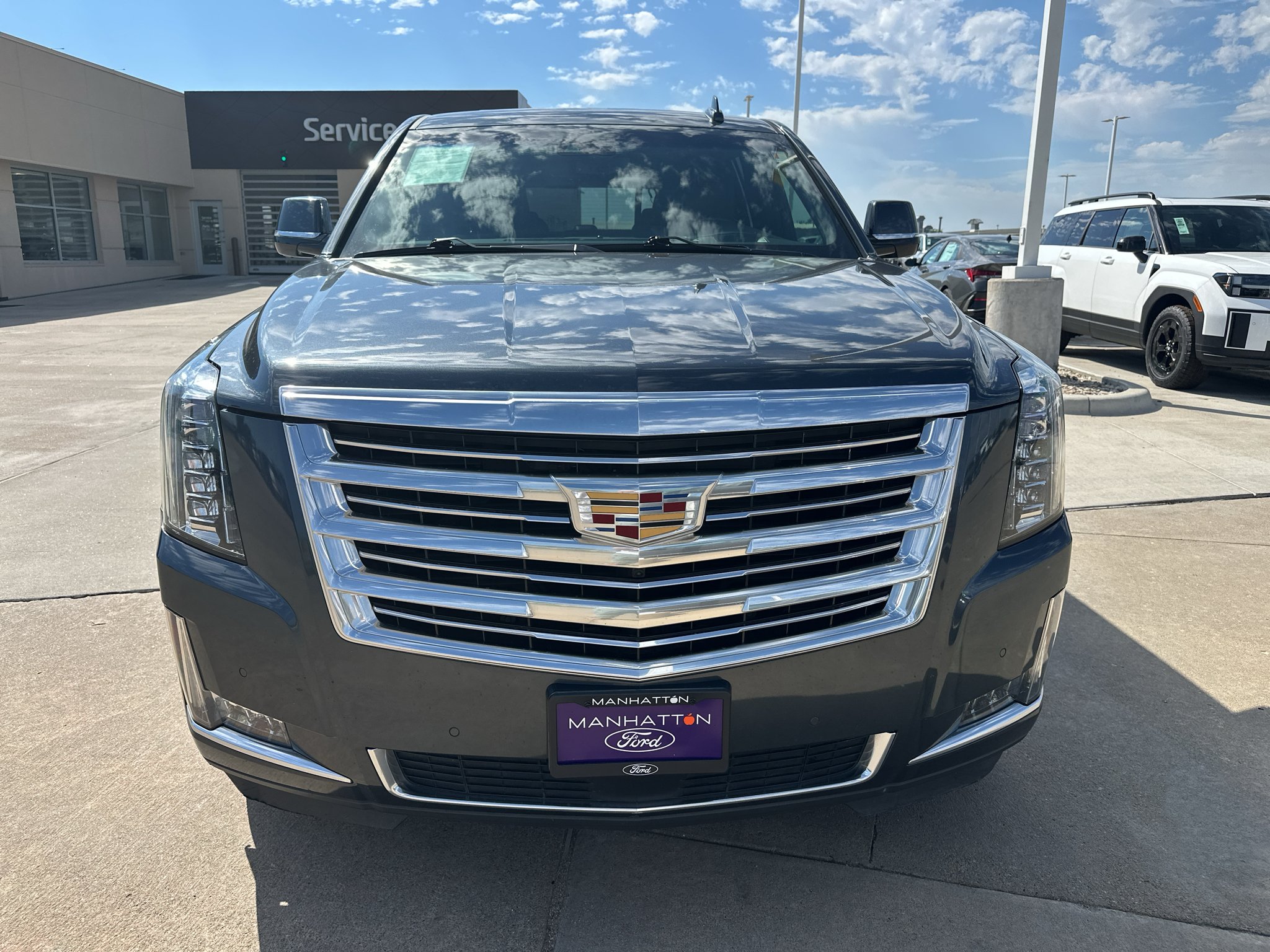 Used 2019 Shadow Metallic Cadillac Platinum image 13