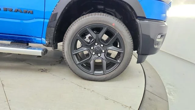 New 2026 Hydro Blue Pearl-Coat Exterior Paint RAM Laramie image 25