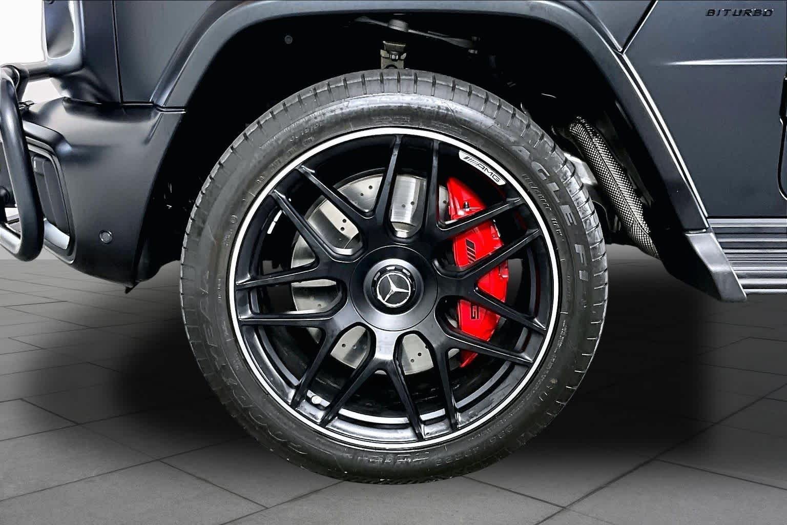 Used 2025 MANUFAKTUR Night Black magno Mercedes-Benz AMG® G 63 image 10