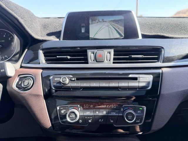 Used 2018 Green BMW xDrive28i image 16