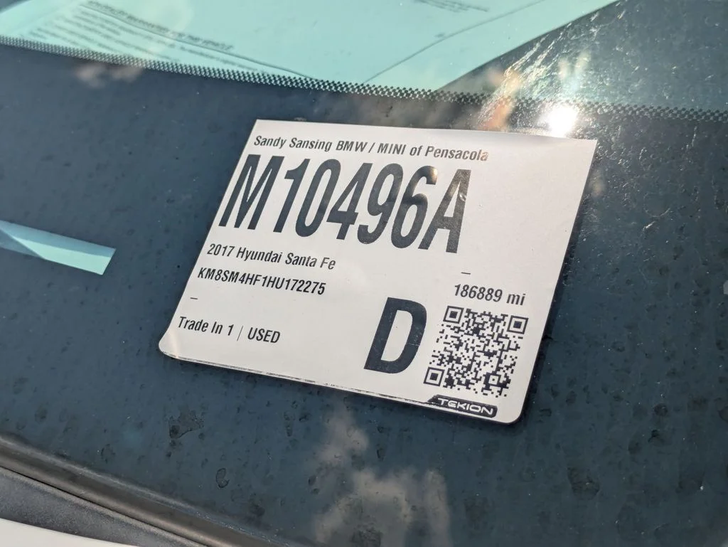 Used 2017 White Hyundai SE image 6