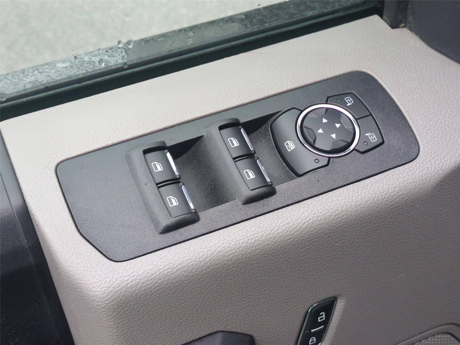 Used 2019 Oxford White Ford XL image 16