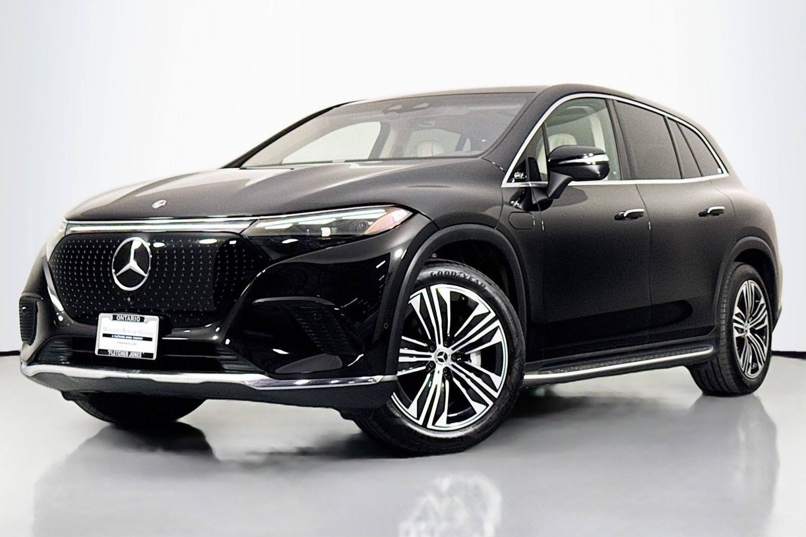 2024 Mercedes-Benz EQS SUV EQS 450+'s photo