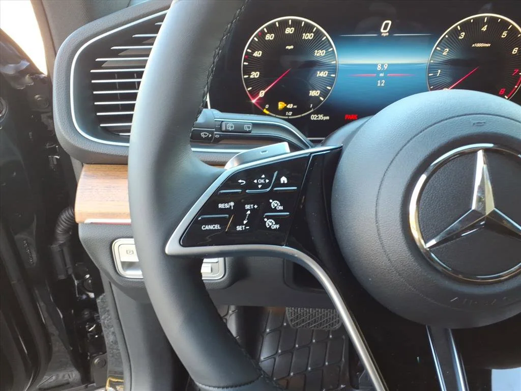 New 2026 Obsidian Black Metallic Mercedes-Benz GLE 350 image 36