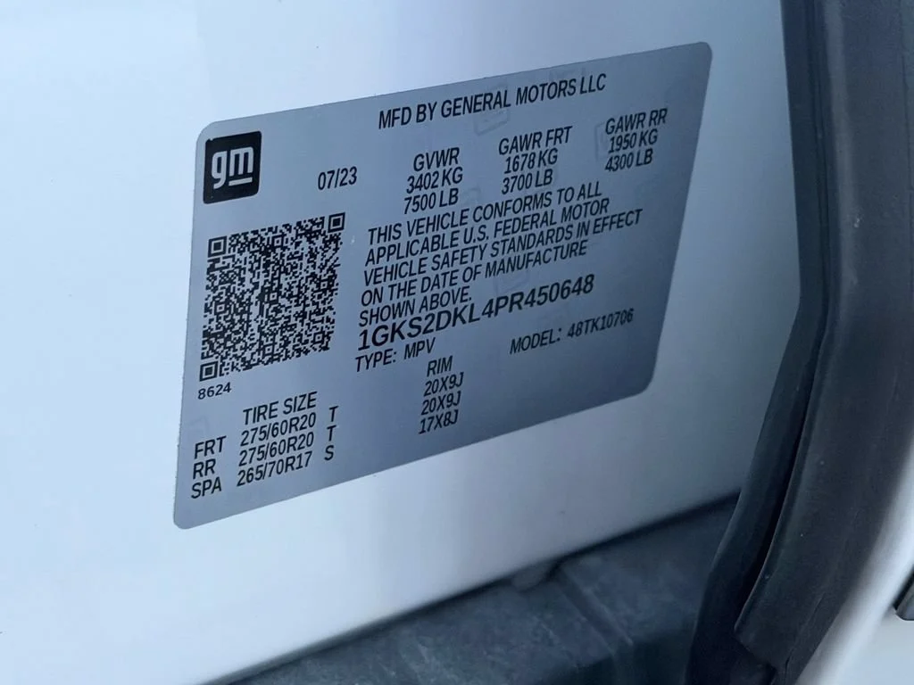 Used 2023 Summit White GMC Denali image 23