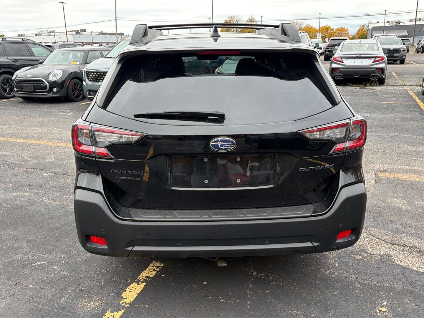 Used 2025 Crystal Black Silica Subaru Onyx Edition image 11