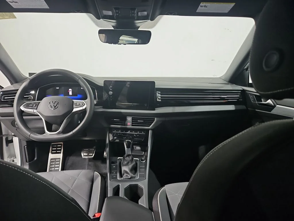 New 2026 White Volkswagen 1.5T Sport image 12
