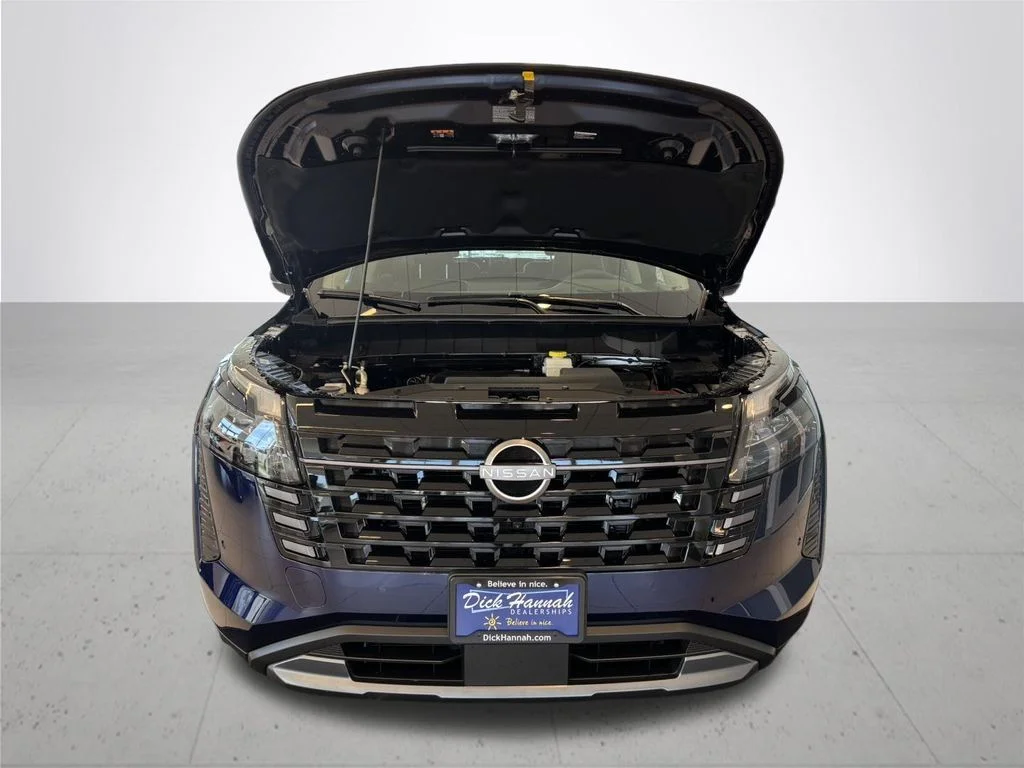 New 2026 Deep Ocean Blue Pearl Nissan Platinum image 3