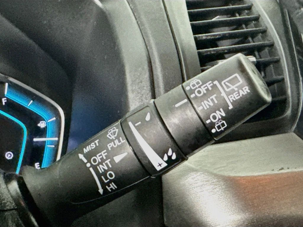 Certified Used 2018 White Honda EX-L image 16