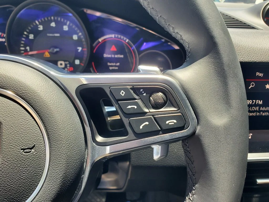 Used 2023 White Porsche Base image 26