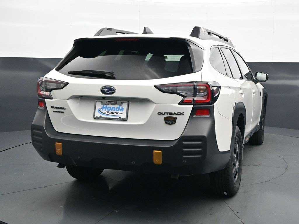 Used 2023 Crystal White Pearl Subaru Wilderness image 6