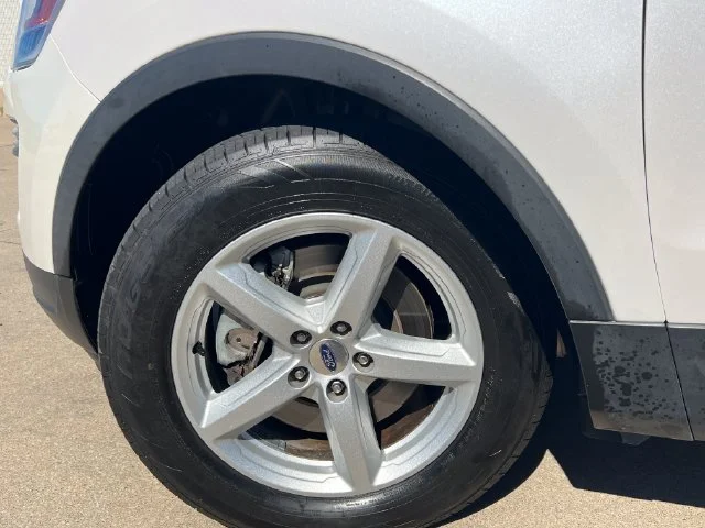 Used 2018 White Ford XLT image 13