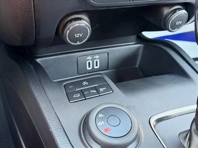 Used 2019  Ford XLT image 24